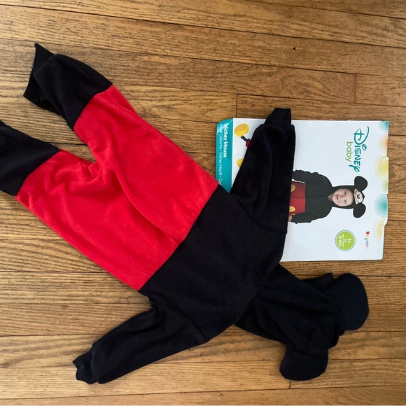 LIKE NEW DISNEY MICKEY MOUSE COSTUME DRESS UP HALLOWEEN EARS HOOD 12 18 months - Picture 7 of 7